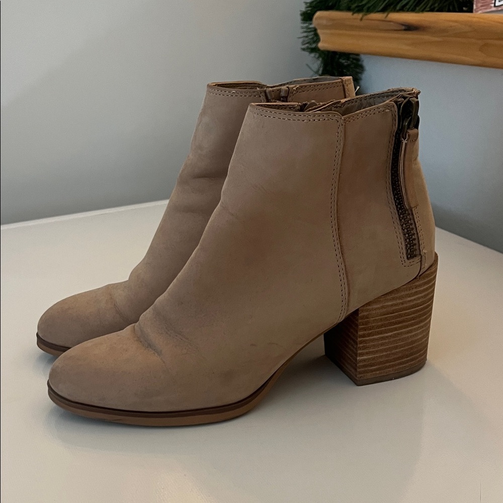 Aldo Women's Tan Ankle Boots